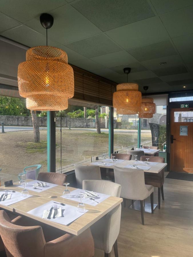 Le Petit Montmartre Hotel Dinard Exterior photo